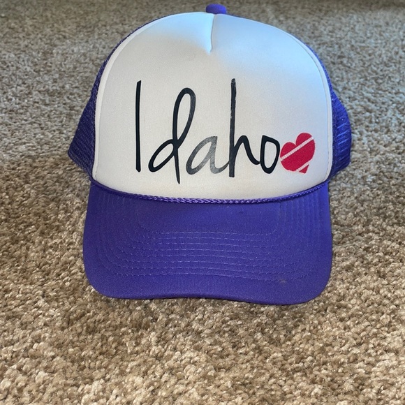 Never worn!! - Picture 1 of 2